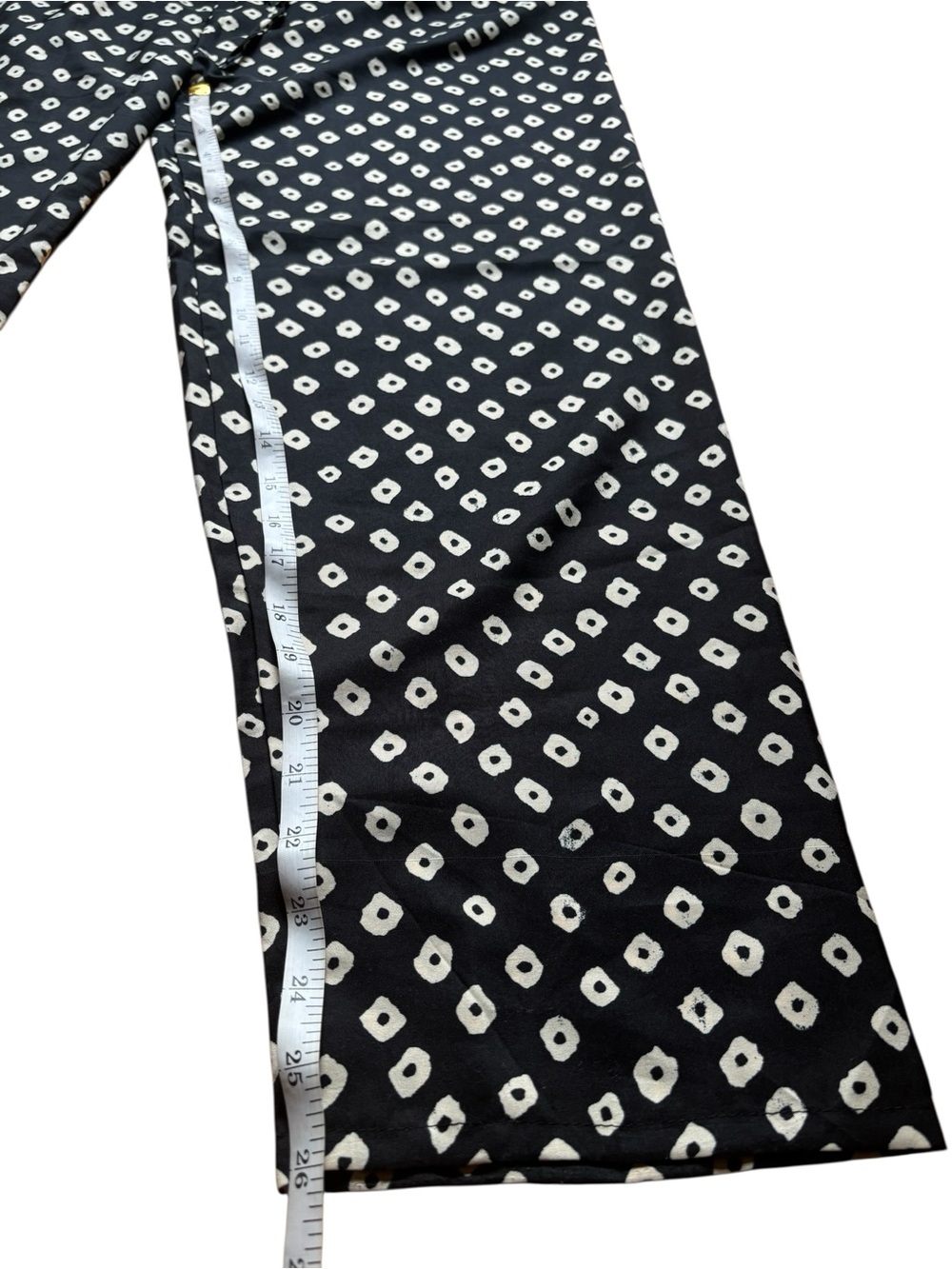 Drawstring Paperbag Waist Black and White Geometric Abstract Loose Fit Pants - Picture 6 of 8